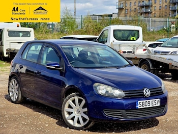Used Volkswagen Golf 2009 for sale - 78267109: Photo