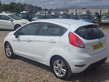Used Ford Fiesta 2015 for sale - 75054130: Photo