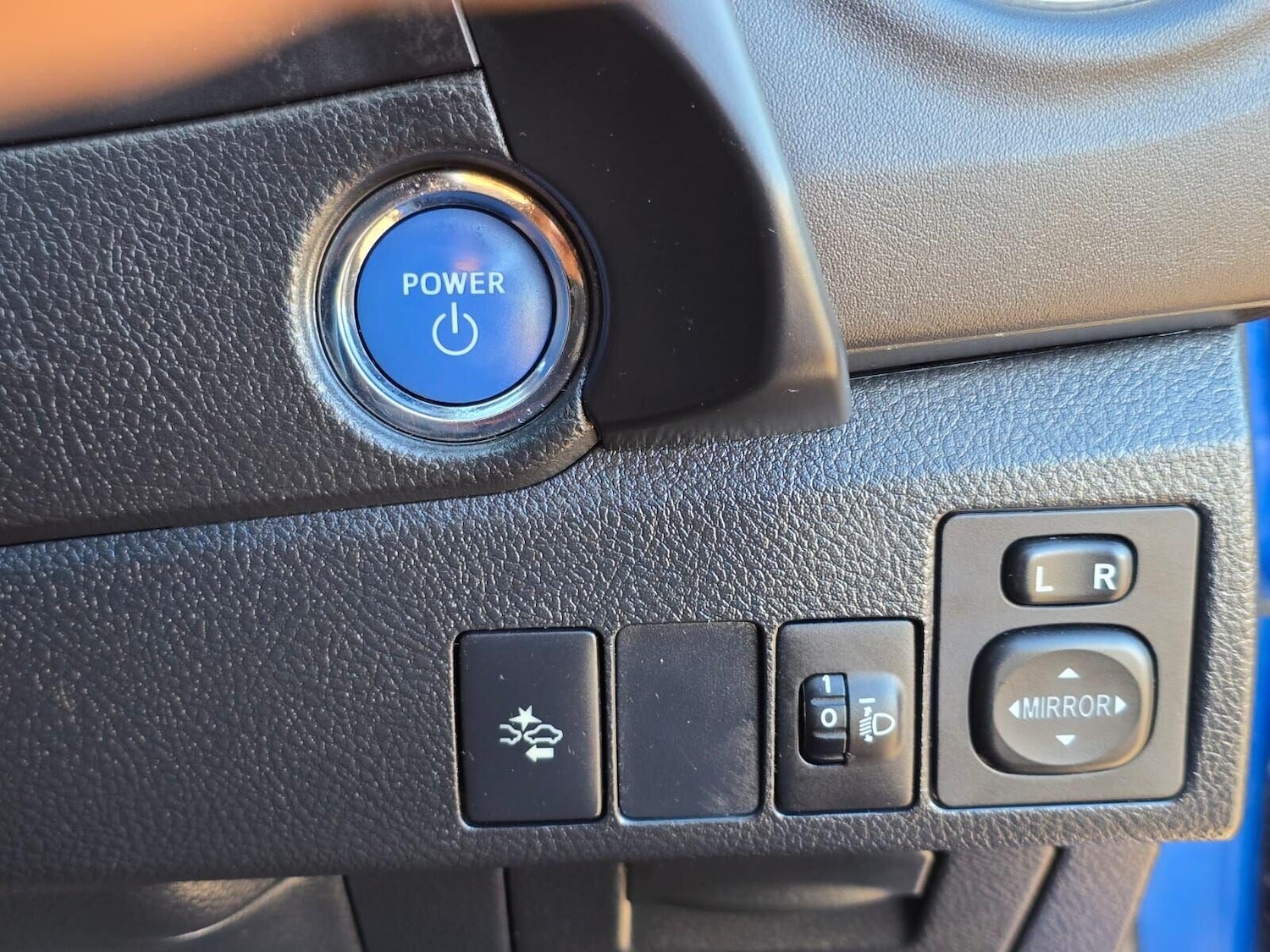 Used Toyota Auris 2017 for sale - 76685600: Photo 25