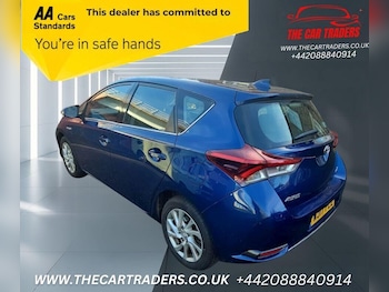 Used Toyota Auris 2017 for sale - 76685600: Photo