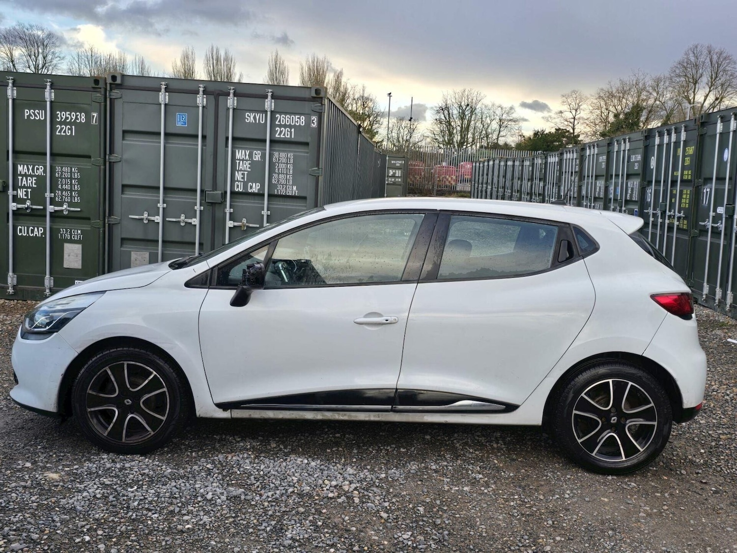 Used Renault Clio 2014 for sale - 77608019: Photo 12