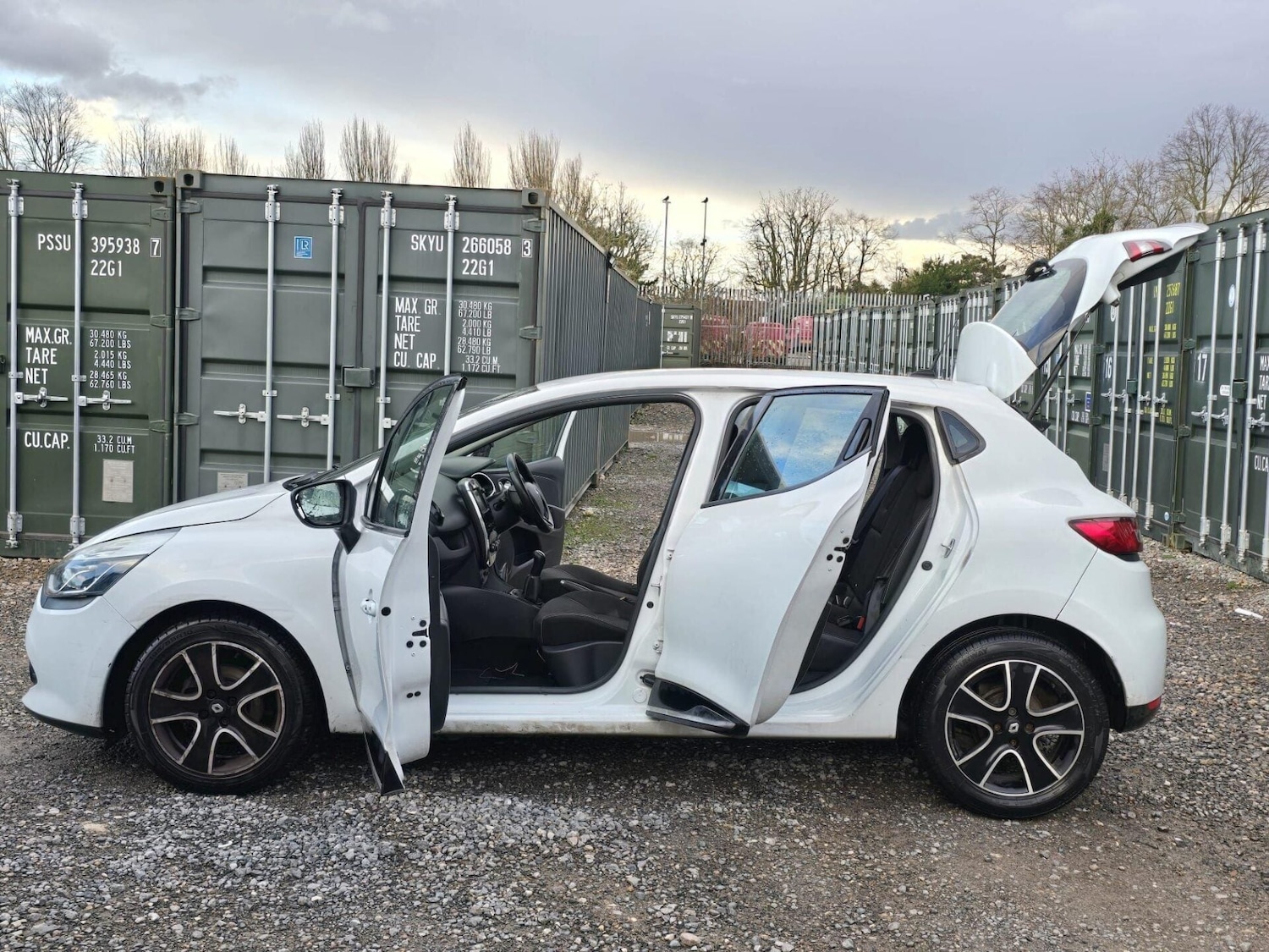 Used Renault Clio 2014 for sale - 77608019: Photo 13