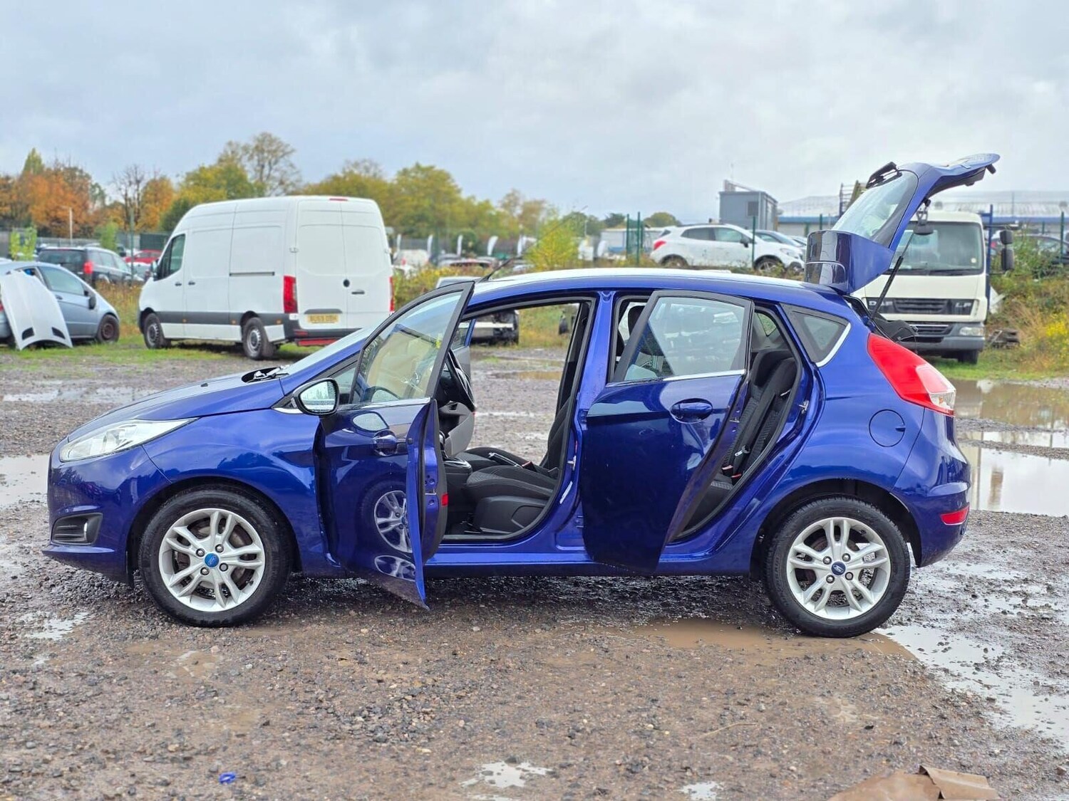 Used Ford Fiesta 2015 for sale - 76178798: Photo 11