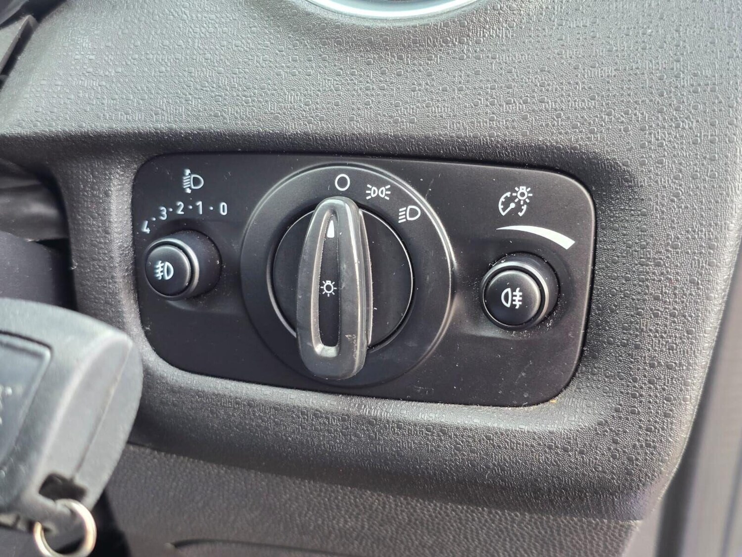 Used Ford Fiesta 2015 for sale - 76178798: Photo 26