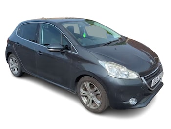 Used Peugeot 208 2015 for sale - 78938835: Photo
