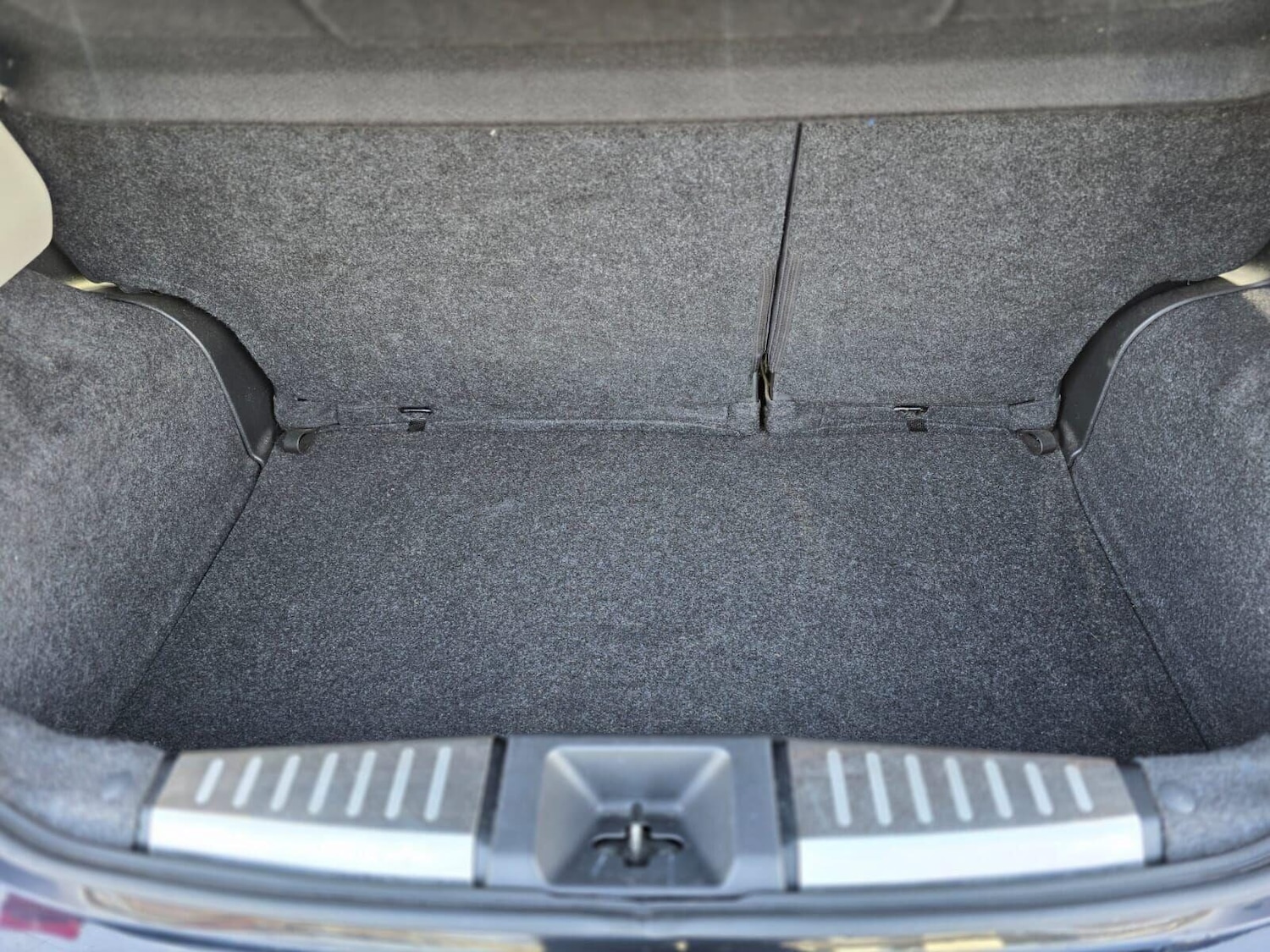 Used Nissan Micra 2015 for sale - 76909351: Photo 35