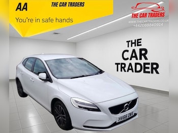 Used Volvo V40 2016 for sale - 76495496: Photo