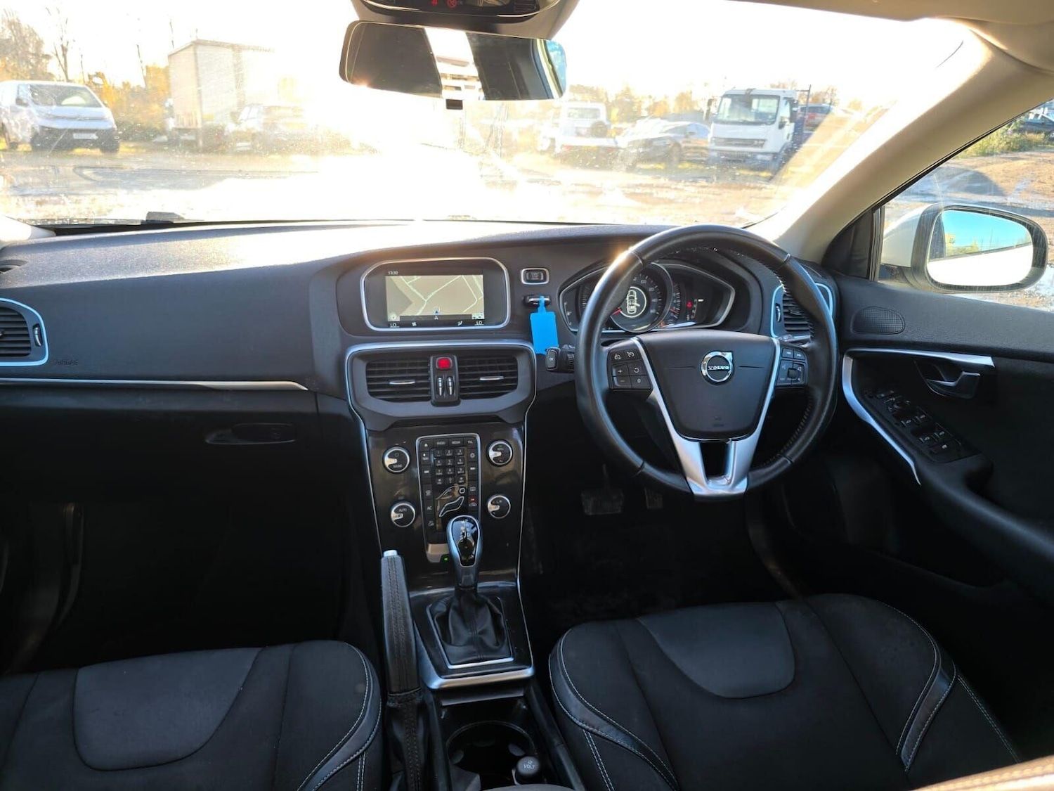 Used Volvo V40 2016 for sale - 76495496: Photo 24