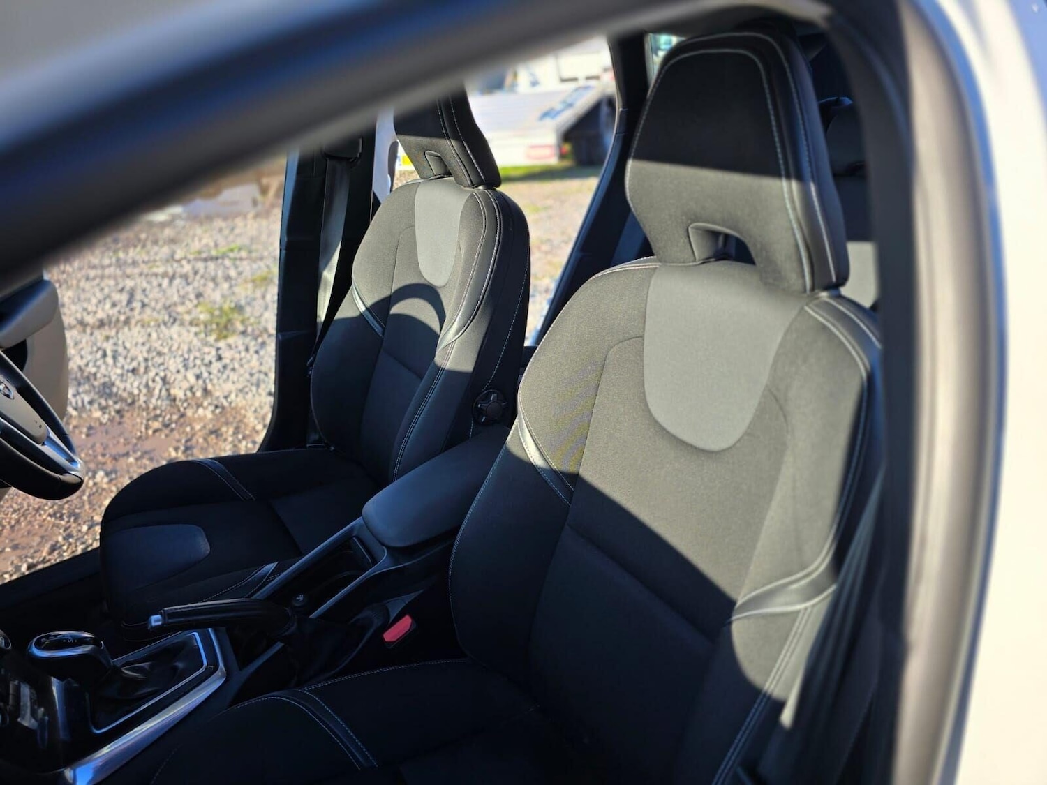 Used Volvo V40 2016 for sale - 76495496: Photo 38