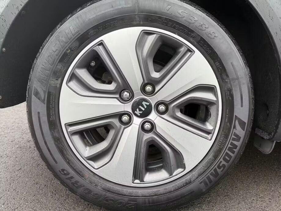 Used Kia Niro 2019 for sale - 78139484: Photo 8