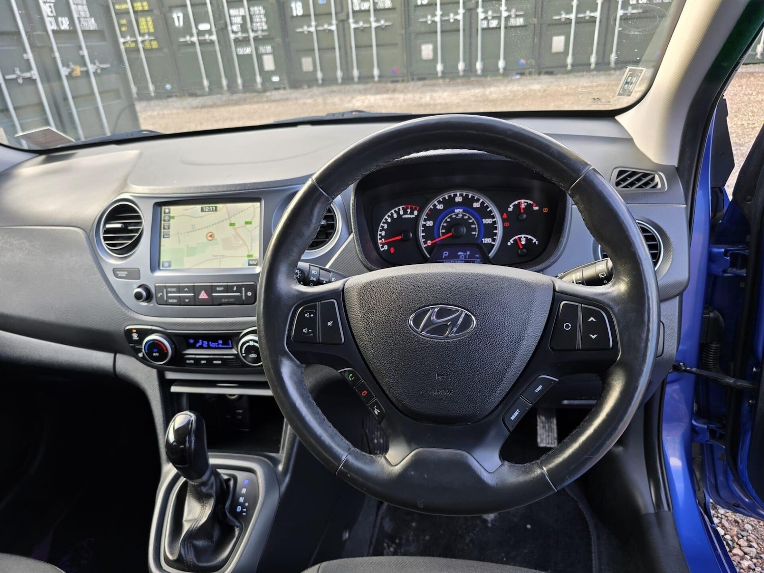 Used Hyundai i10 2019 for sale - 76909330: Photo 34