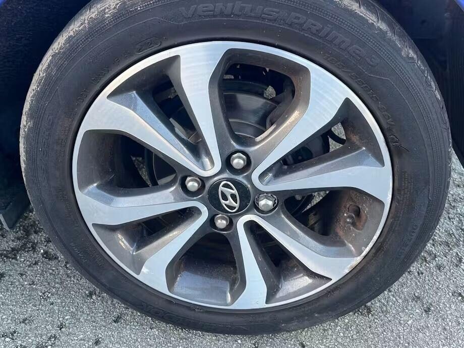 Used Hyundai i10 2019 for sale - 76909330: Photo 8