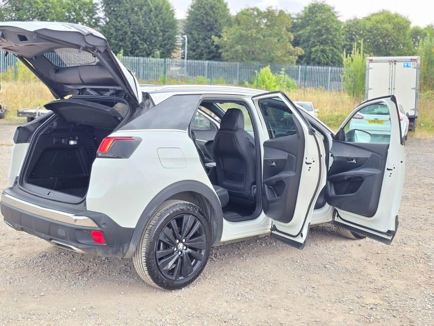 Used Peugeot 3008 2019 for sale - 77557363: Photo 16