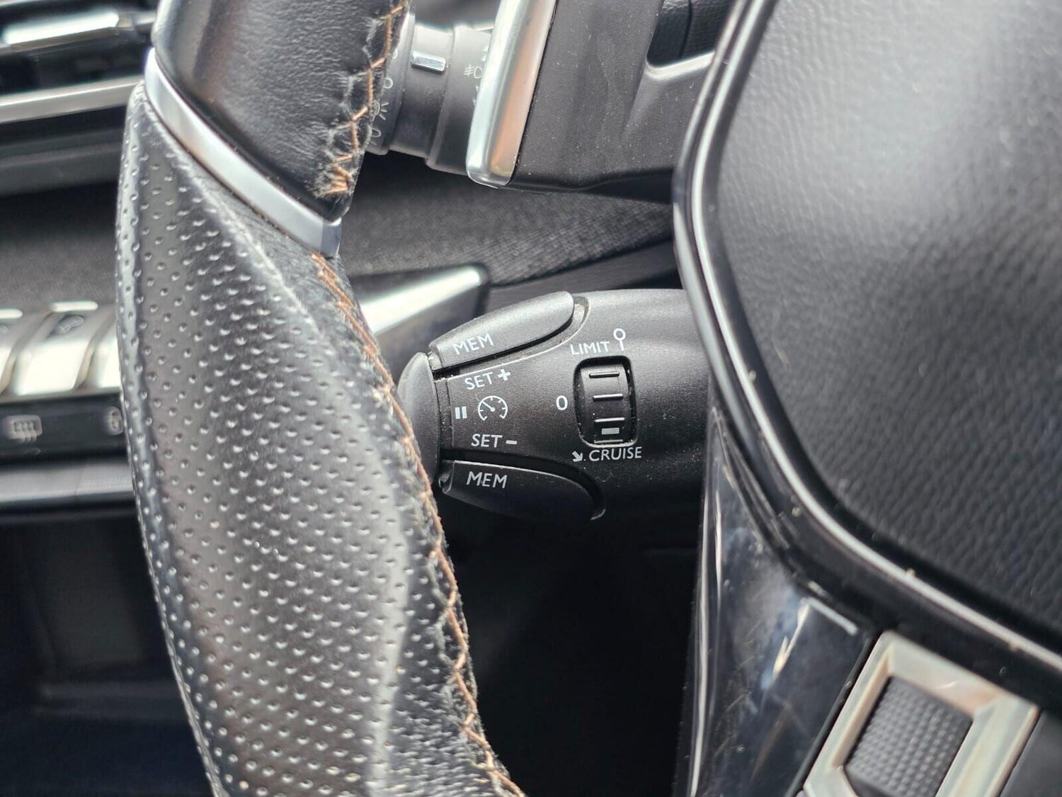 Used Peugeot 3008 2019 for sale - 77557363: Photo 32