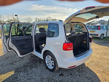 Used Volkswagen Touran  for sale - 75426605: Photo