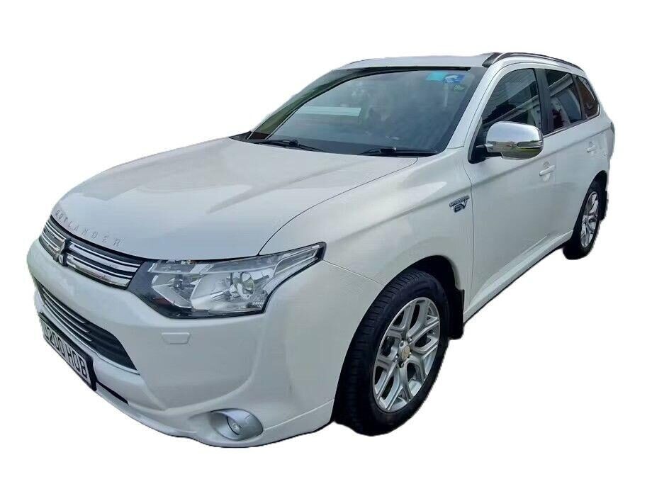 Used Mitsubishi Outlander 2014 for sale - 77979905: Photo 2