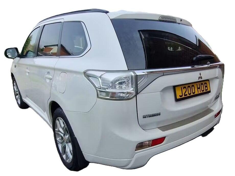 Used Mitsubishi Outlander 2014 for sale - 77979905: Photo 3