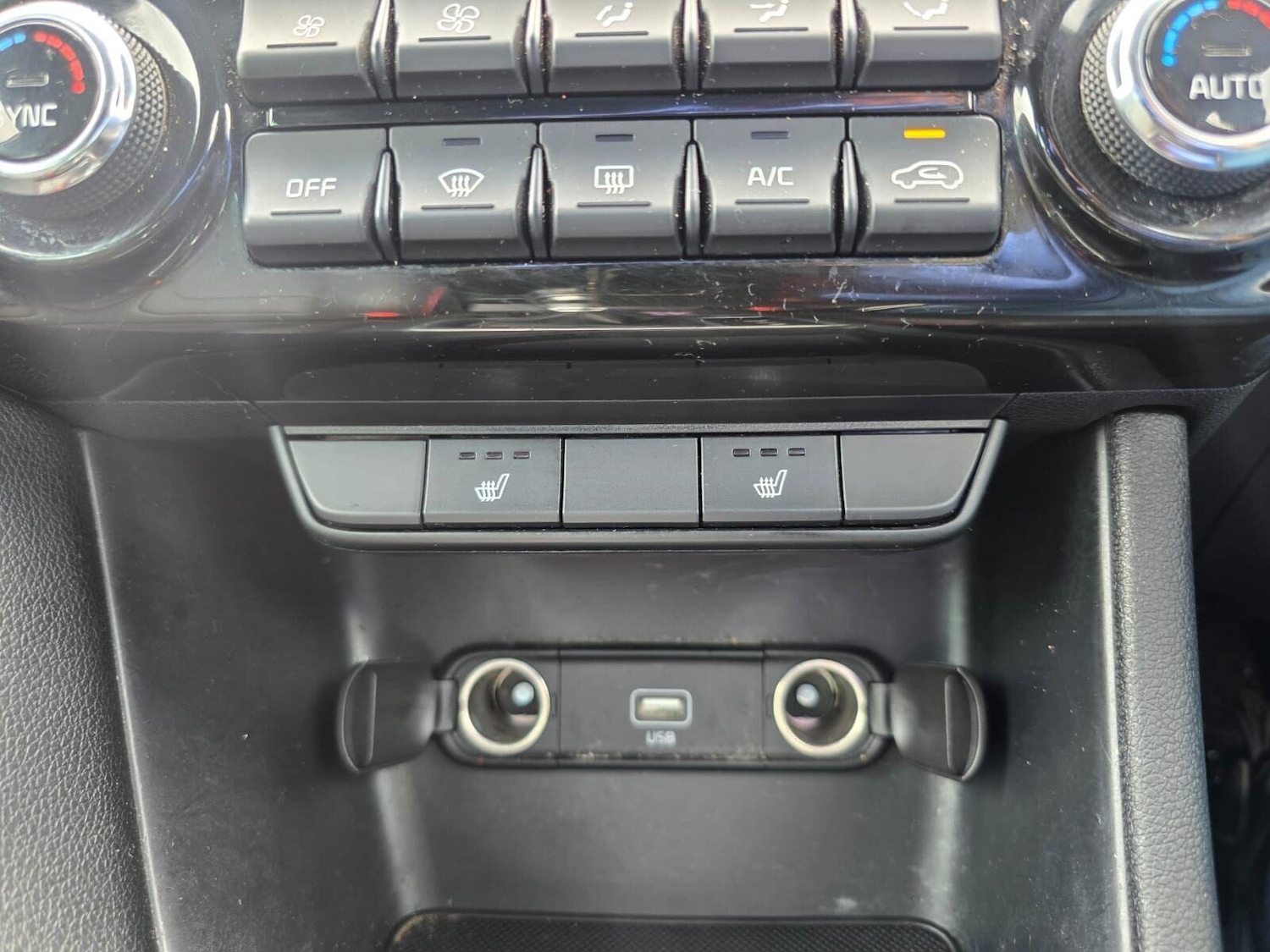 Vehicle 33