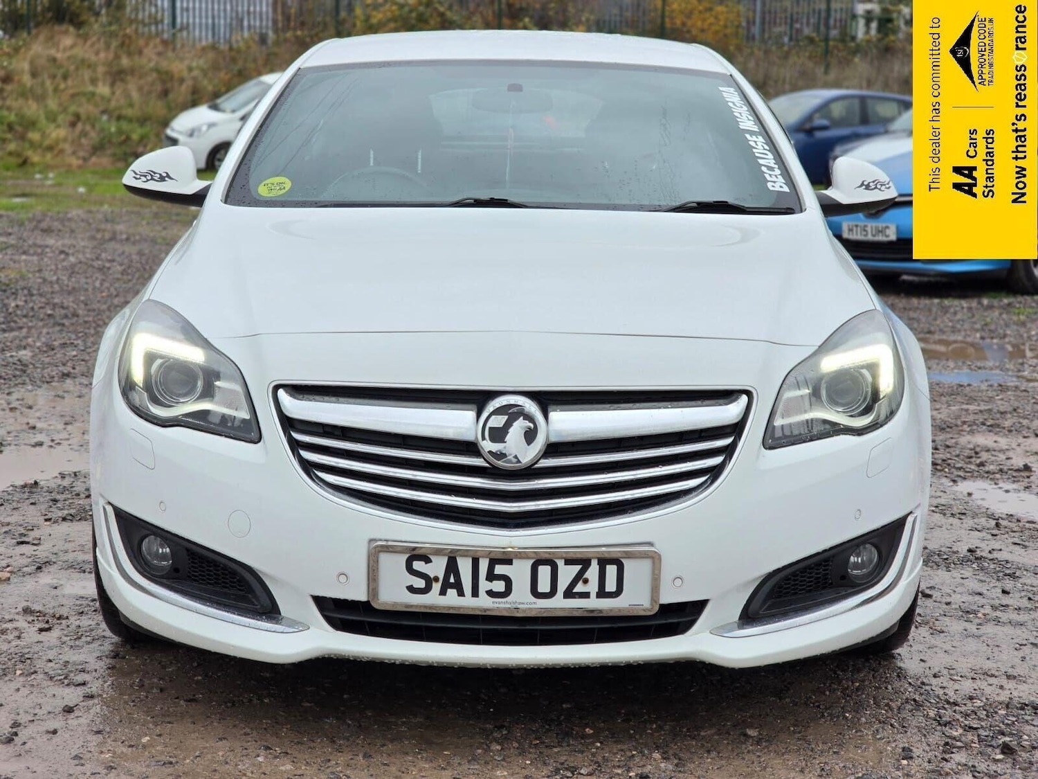 Used Vauxhall Insignia 2015 for sale - 76783157: Photo 2