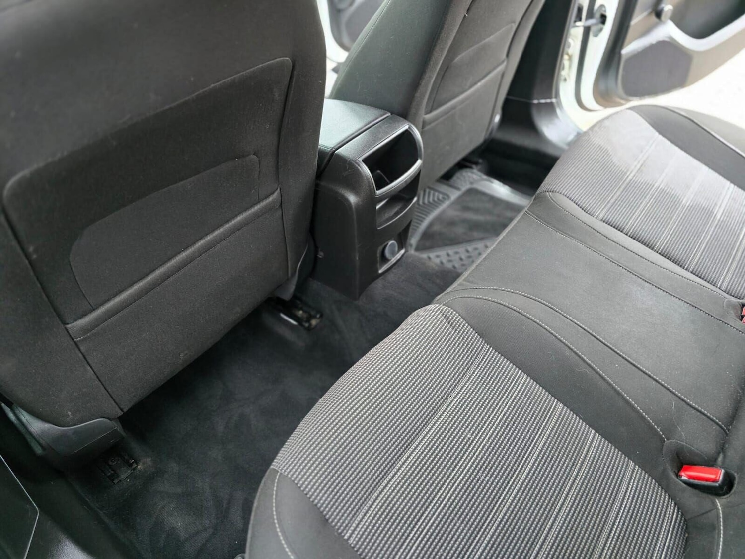 Used Vauxhall Insignia 2015 for sale - 76783157: Photo 28