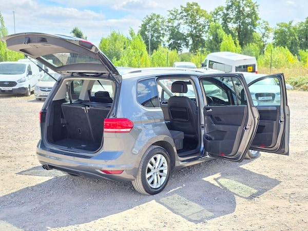 Used Volkswagen Touran 2017 for sale - 75288556: Photo 14