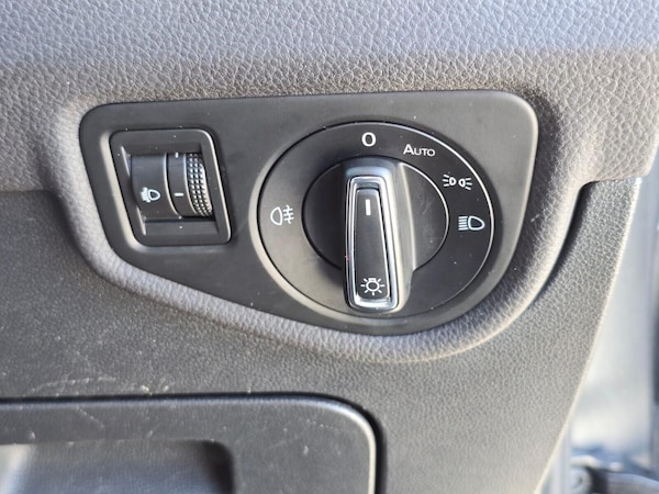 Used Volkswagen Touran 2017 for sale - 75288556: Photo 28