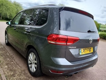 Used Volkswagen Touran 2017 for sale - 75288556: Photo