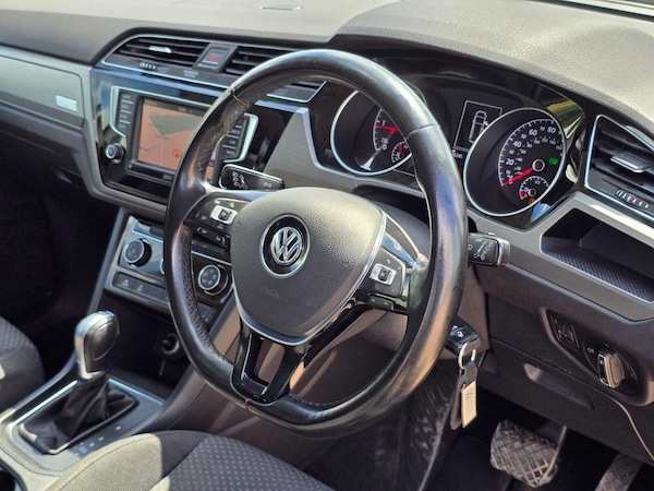 Used Volkswagen Touran 2017 for sale - 75288556: Photo 41