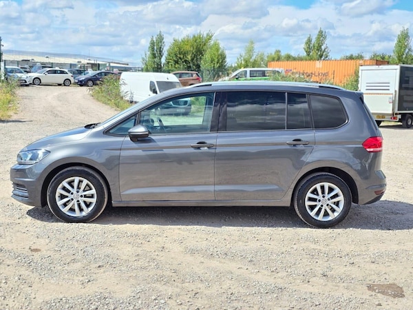 Used Volkswagen Touran 2017 for sale - 75288556: Photo 9