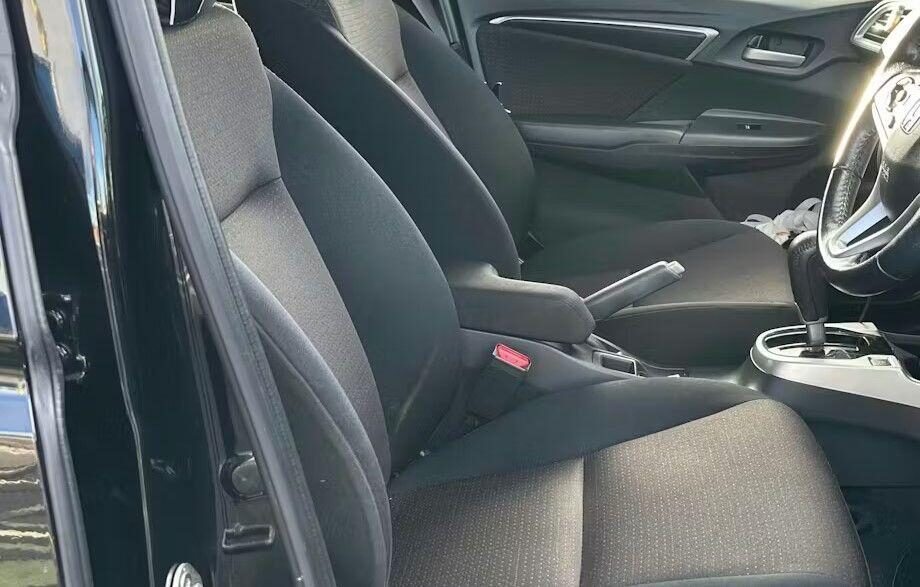 Used Honda Jazz 2016 for sale - 76895905: Photo 6