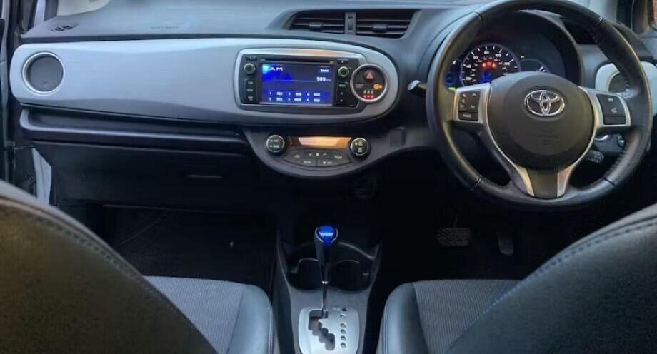 Used Toyota Yaris 2013 for sale - 77022978: Photo 5