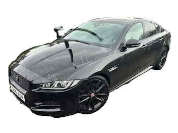 Used Jaguar XE 2016 for sale - 77905681: Photo
