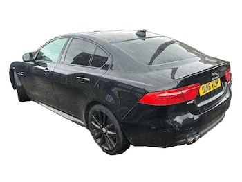 Used Jaguar XE 2016 for sale - 77905681: Photo