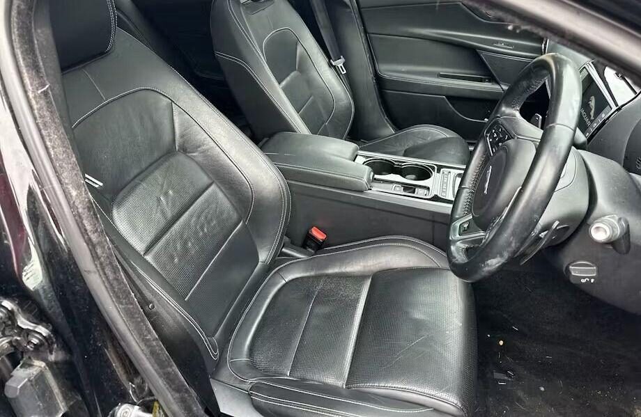 Used Jaguar XE 2016 for sale - 77905681: Photo 6