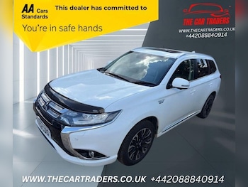 Used Mitsubishi Outlander 2016 for sale - 76119910: Photo 2