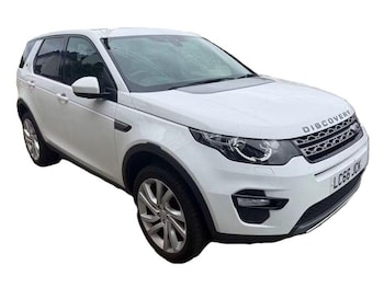 Used Land Rover Discovery Sport 2016 for sale - 78870502: Photo