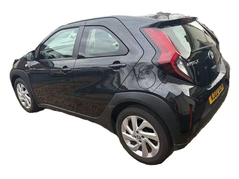 Used Toyota Aygo X 2022 for sale - 77302864: Photo 3