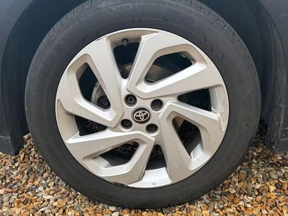 Used Toyota Aygo X 2022 for sale - 77302864: Photo 8