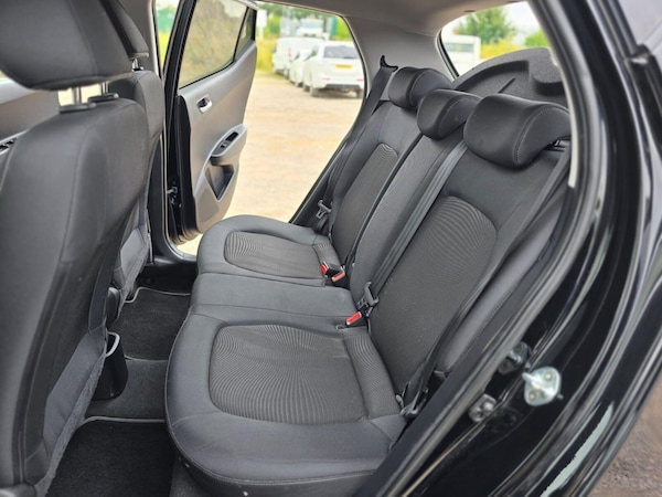 Used Hyundai i10 2018 for sale - 75131839: Photo 17