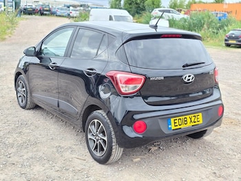 Used Hyundai i10 2018 for sale - 75131839: Photo