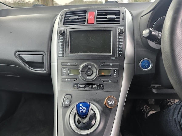 Used Toyota Auris 2010 for sale - 75425716: Photo 18