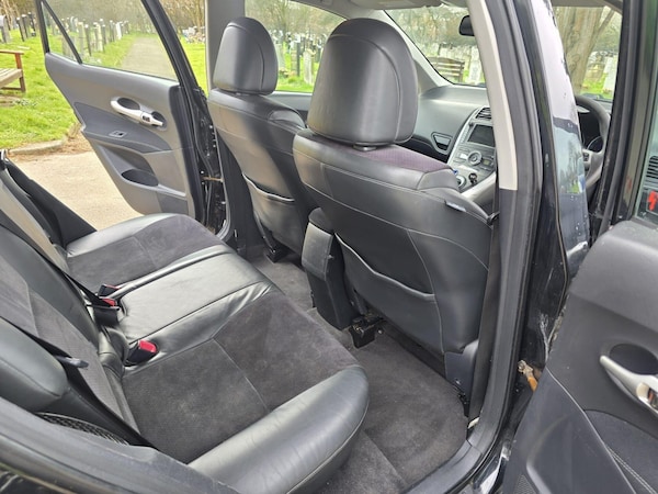 Used Toyota Auris 2010 for sale - 75425716: Photo 25
