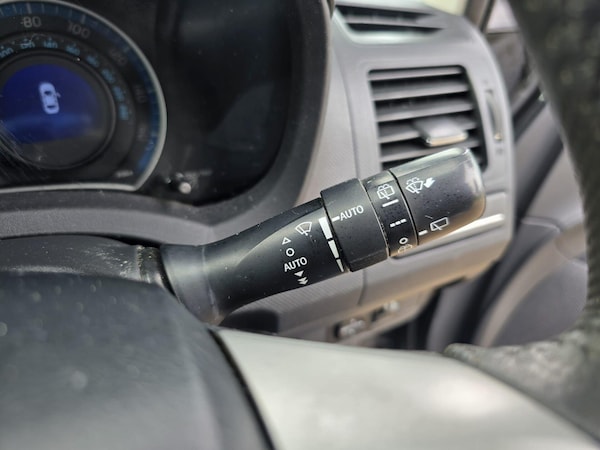 Used Toyota Auris 2010 for sale - 75425716: Photo 32
