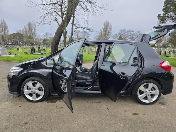 Used Toyota Auris 2010 for sale - 75425716: Photo 9