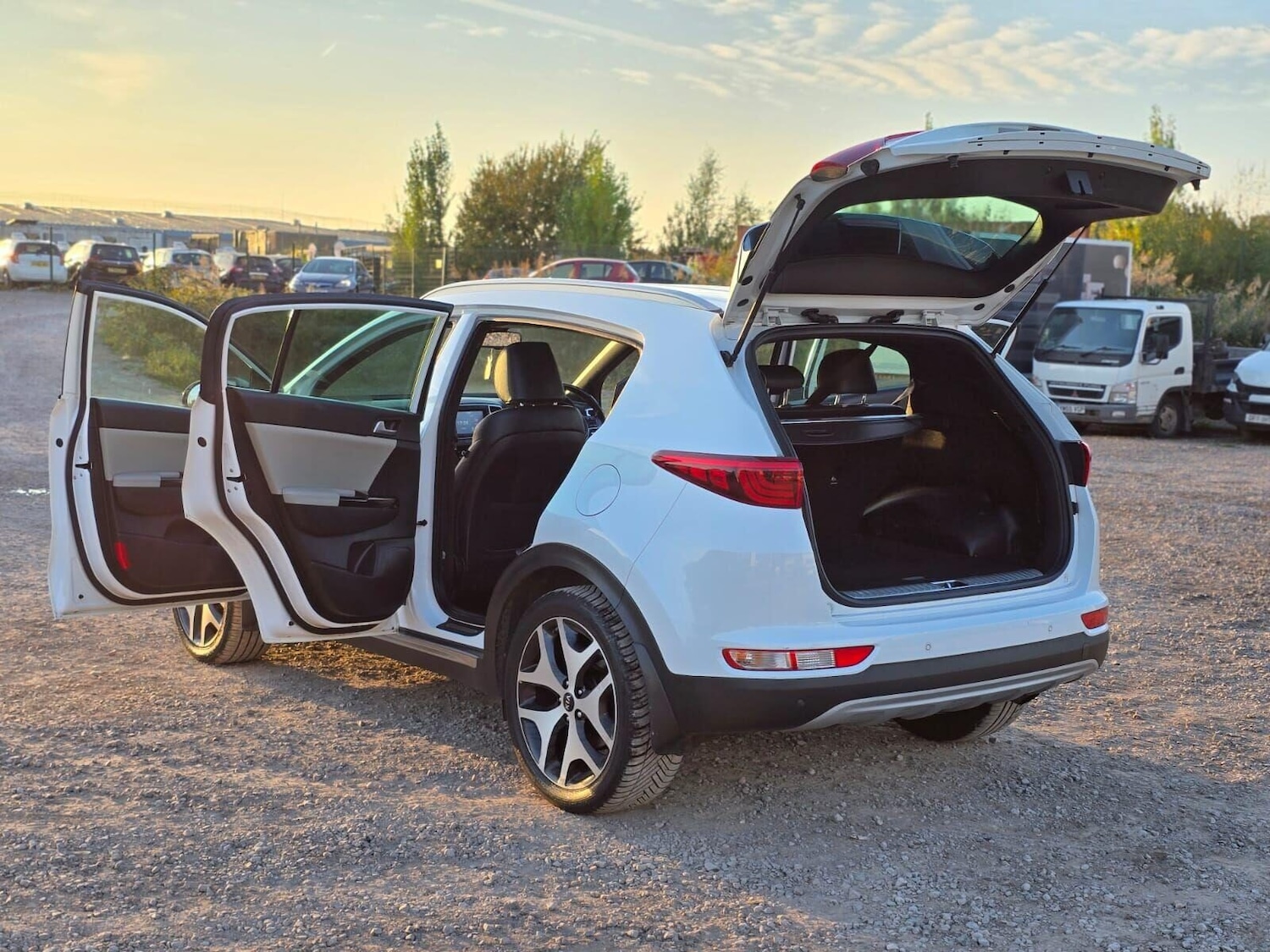 Used Kia Sportage 2018 for sale - 76631173: Photo 4