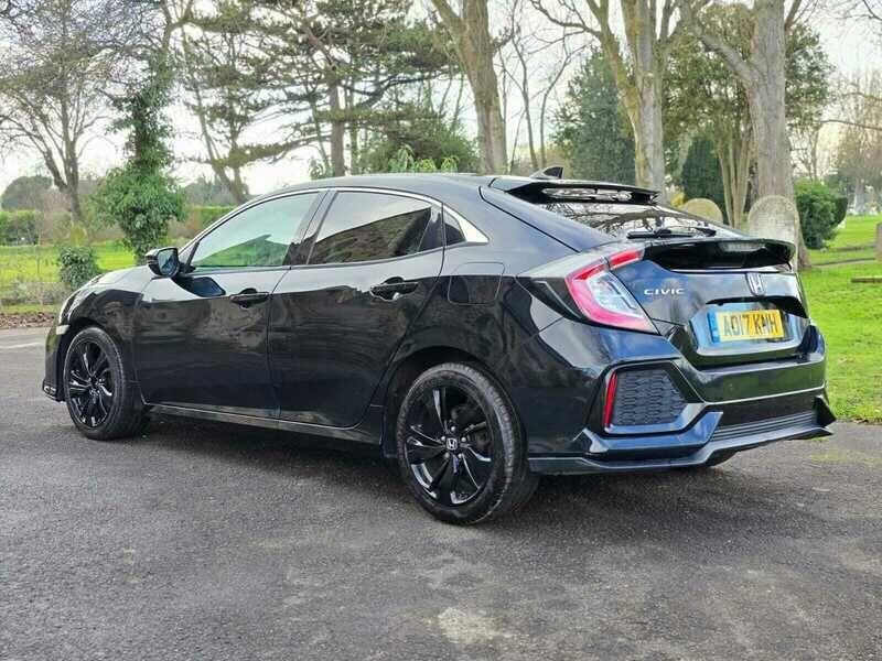 Used Honda Civic 2017 for sale - 76616974: Photo 25