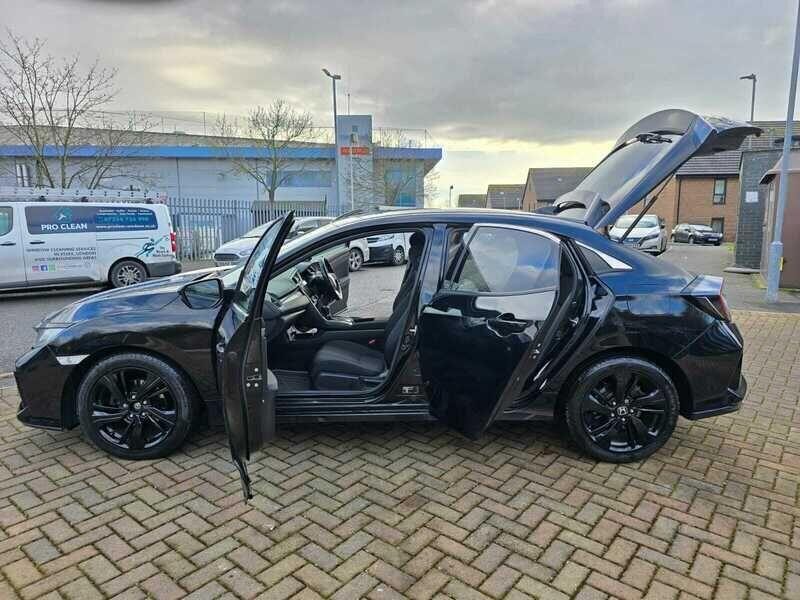 Used Honda Civic 2017 for sale - 76616974: Photo 28