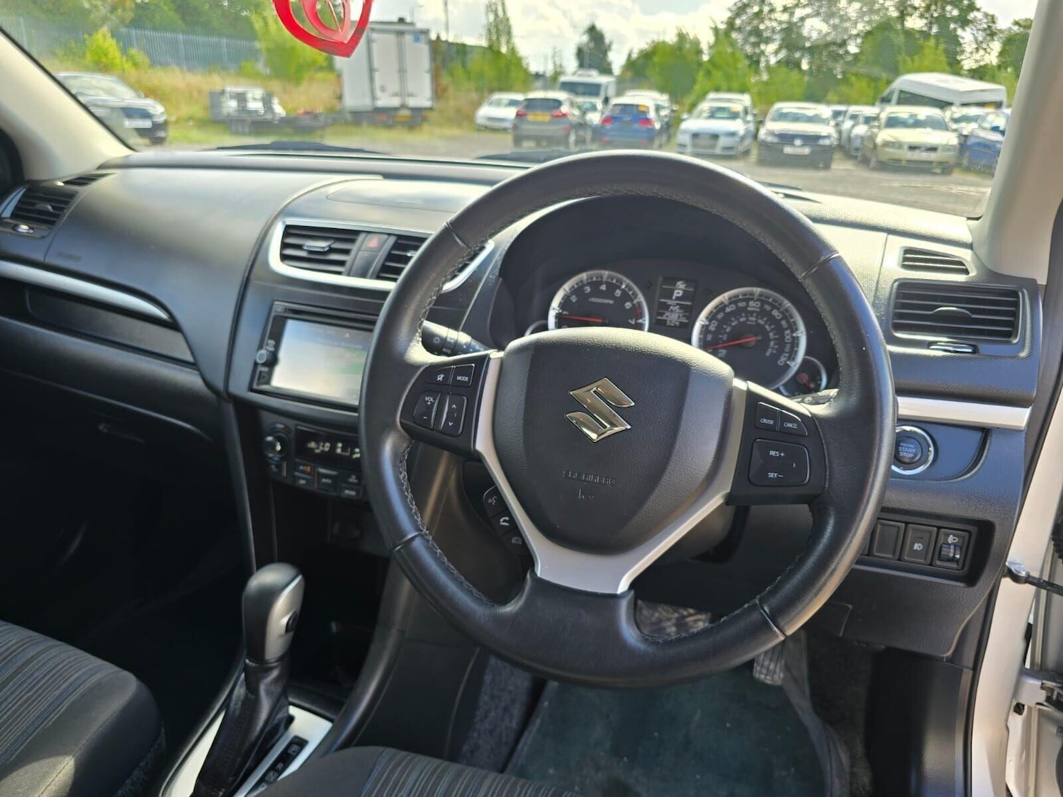 Used Suzuki Swift 2017 for sale - 75681348: Photo 36