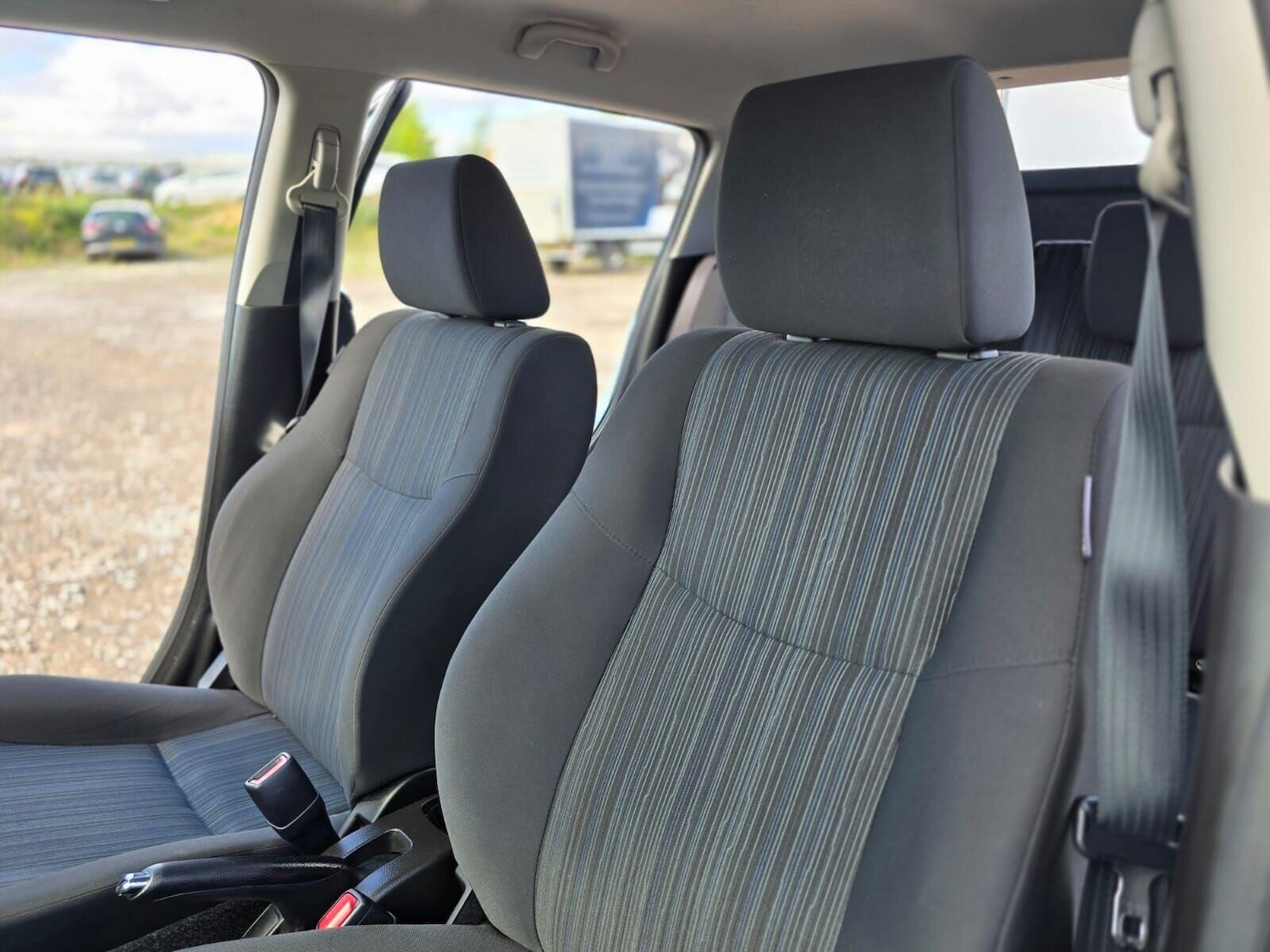 Used Suzuki Swift 2017 for sale - 75681348: Photo 38