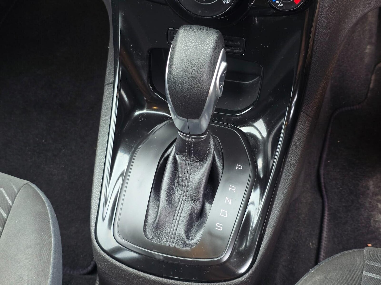 Used Ford Fiesta 2017 for sale - 75975138: Photo 23